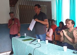 Prefeito Oliveira Junior assina ordem de serviços para reforma e ampliação da U.E.João Batista da Silva