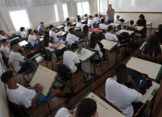 Governo vai dispensar escolas de cumprir 200 dias letivos