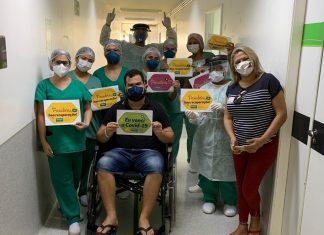 O miguelalvense Pablo Moreira recebe alta com comemoração após contrair Covid-19