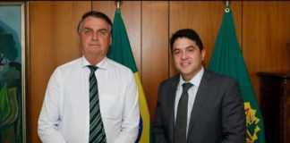 Click  da visita do  Capitão da Reserva e   advogado Marcos Costa   que teve com o presidente Jair Bolsonaro.