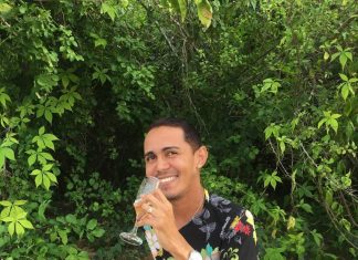 Os nossos parabéns de hoje(02/03) são para o cabeleireiro Jonalício Oliveira, nosso aniversariante vip do dia!